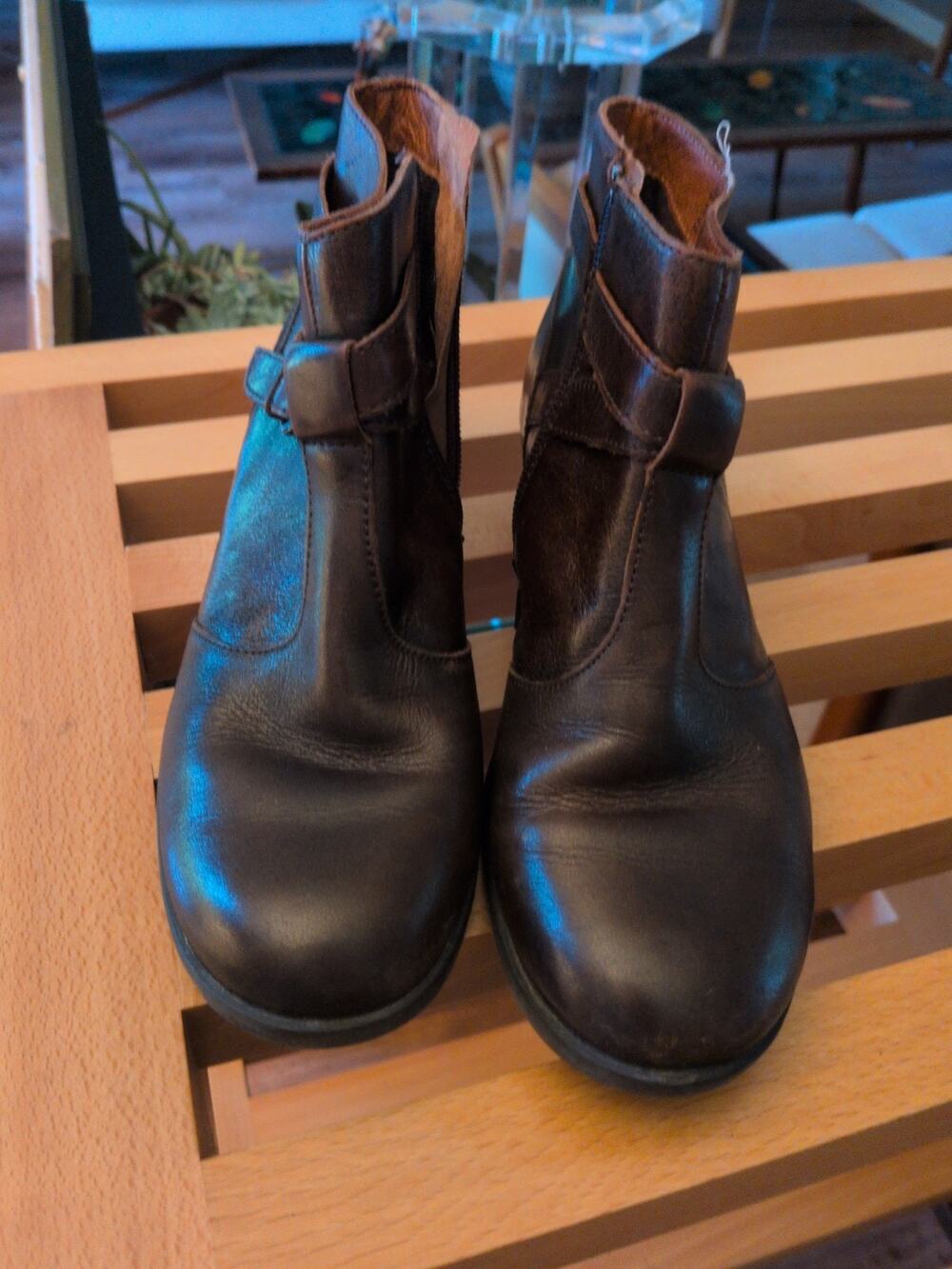 Born Women's Boots Brown Leather Side Zip Buckles Ankle Booties Size 7